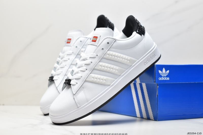 Adidas Sneakers